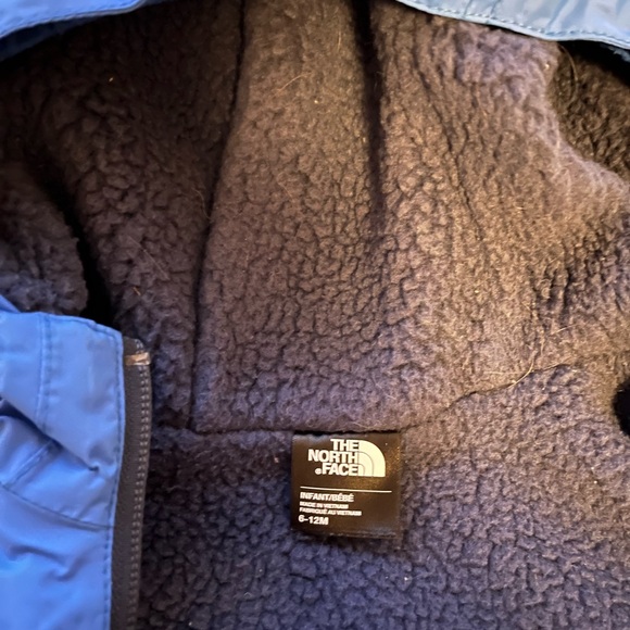 Children’s North Face fleece lined jacket. Blue 6-12 months - Picture 4 of 4